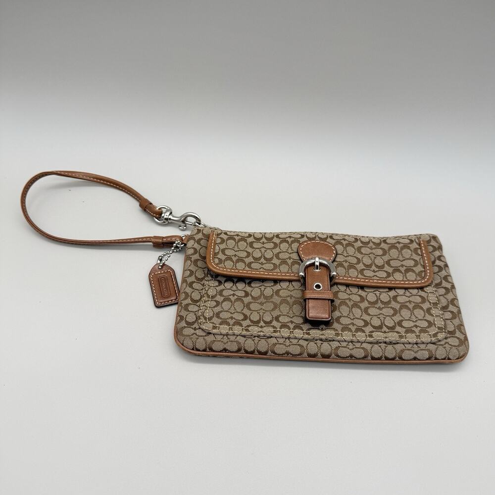 Coach Soho Signature Buckle Snap Wristlet Wallet Clutch Brown Tan Coach